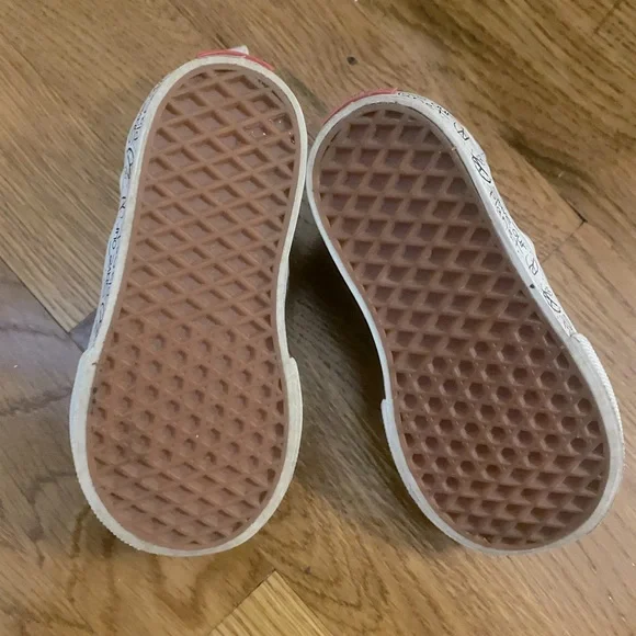Toddler World Map Vans Size 5.5 Like New - Picture 2 of 4